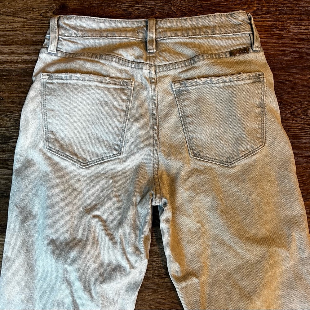 KanCan Light Denim Jeans - Picture 9 of 12